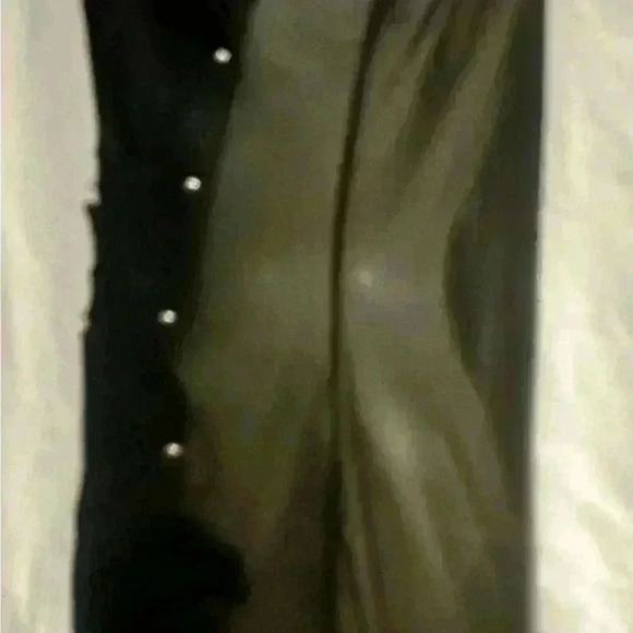 Pearls and Sheer Elegant strapless lingerie - Picture 4 of 7